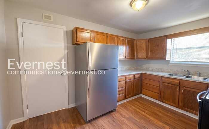 3921 Rutledge Ave Sw - Photo 4 of 22