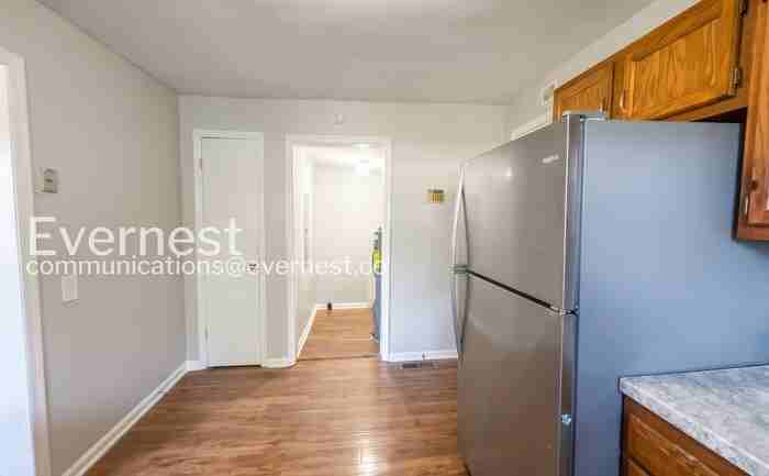 3921 Rutledge Ave Sw - Photo 5 of 22