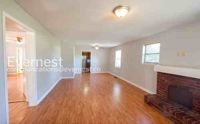 3921 Rutledge Ave Sw - Photo 7 of 22