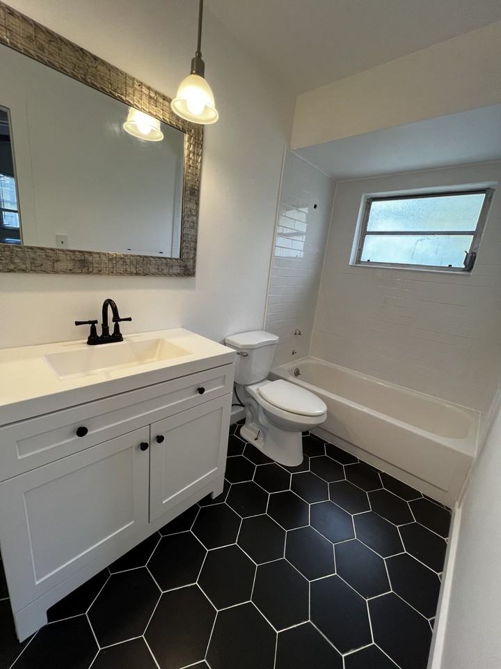 254 Plumosa Dr #B - Photo 6 of 11