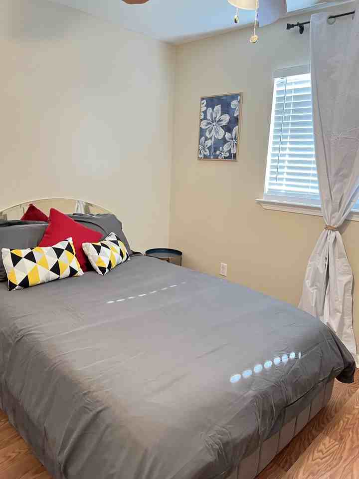 1209 Michigan St #NA - Photo 3 of 21