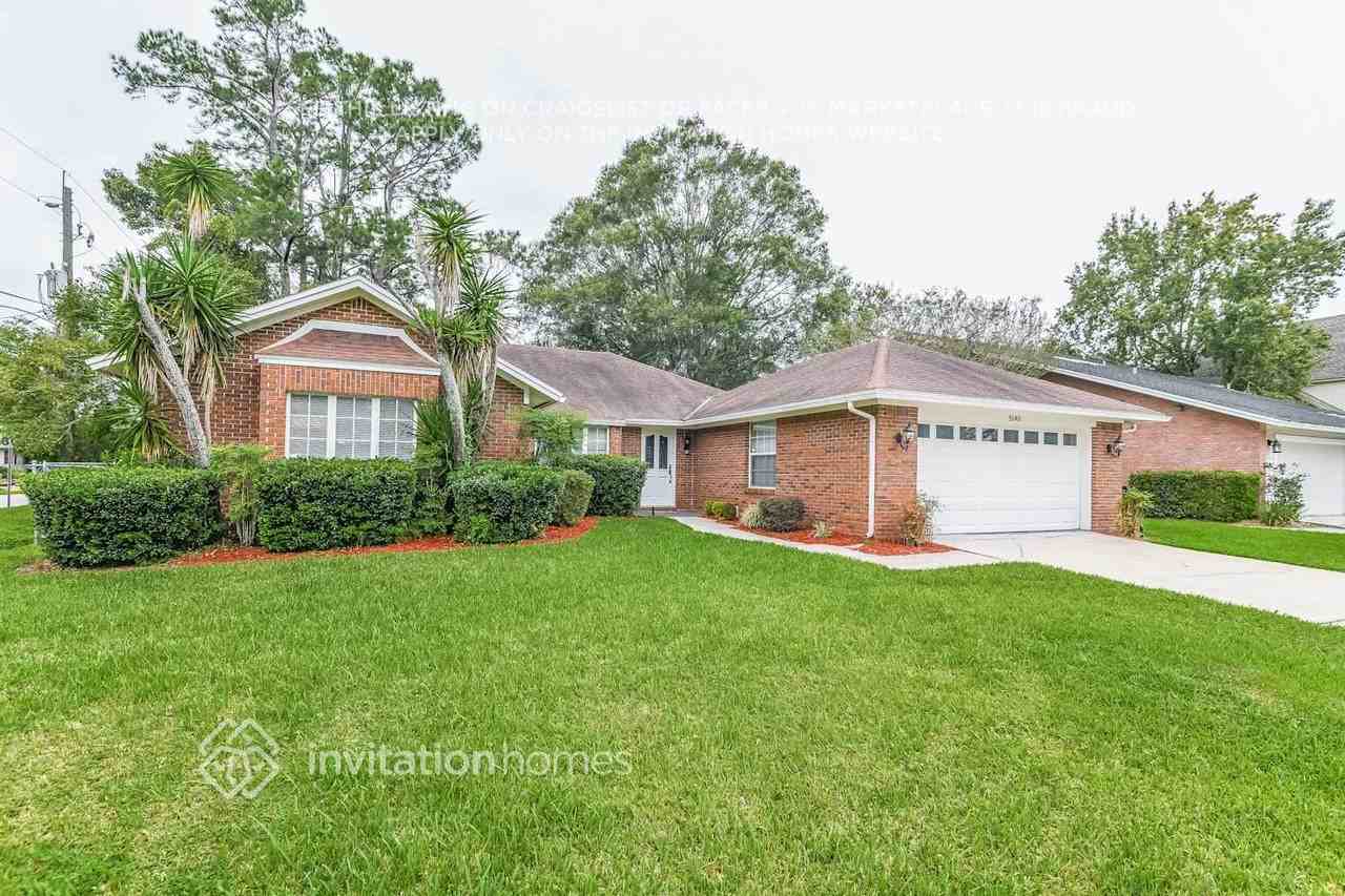 5140 Harbor Point Cir - Photo 2 of 19