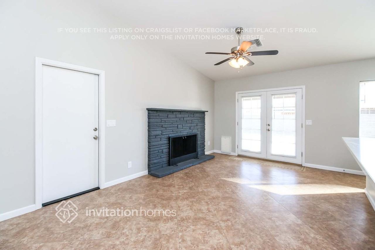 601 W Shannon St - Photo 3 of 16