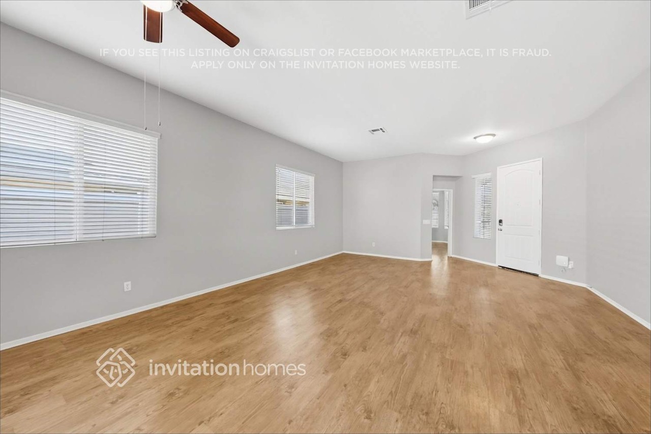 835 Brownie Way - Photo 4 of 23