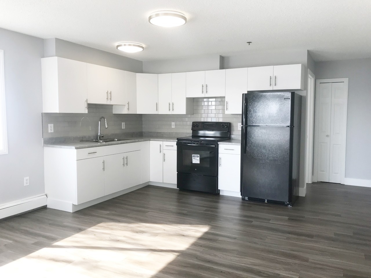 Hillview Estates - Photo 4 of 15