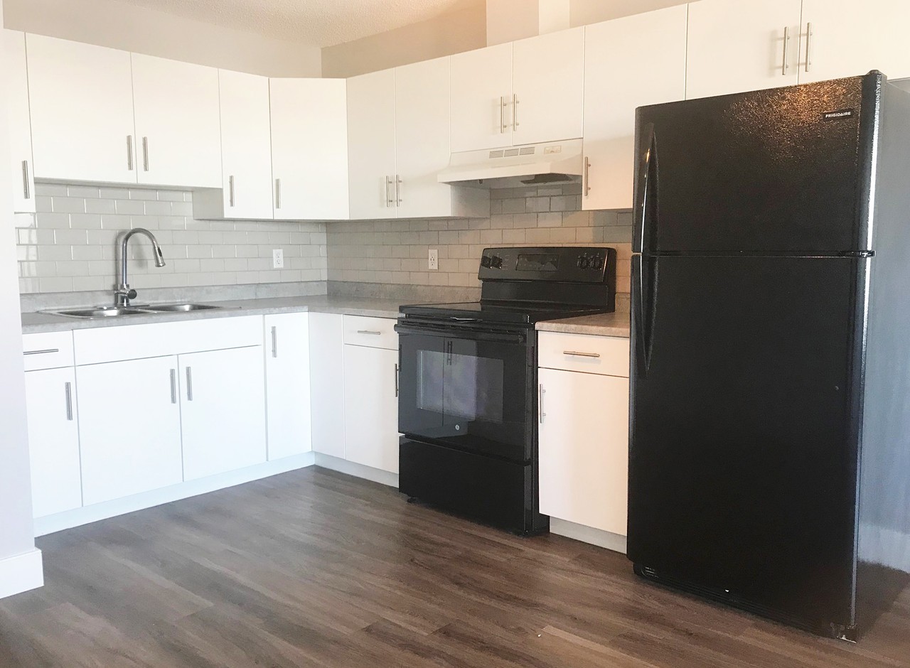 Hillview Estates - Photo 5 of 15