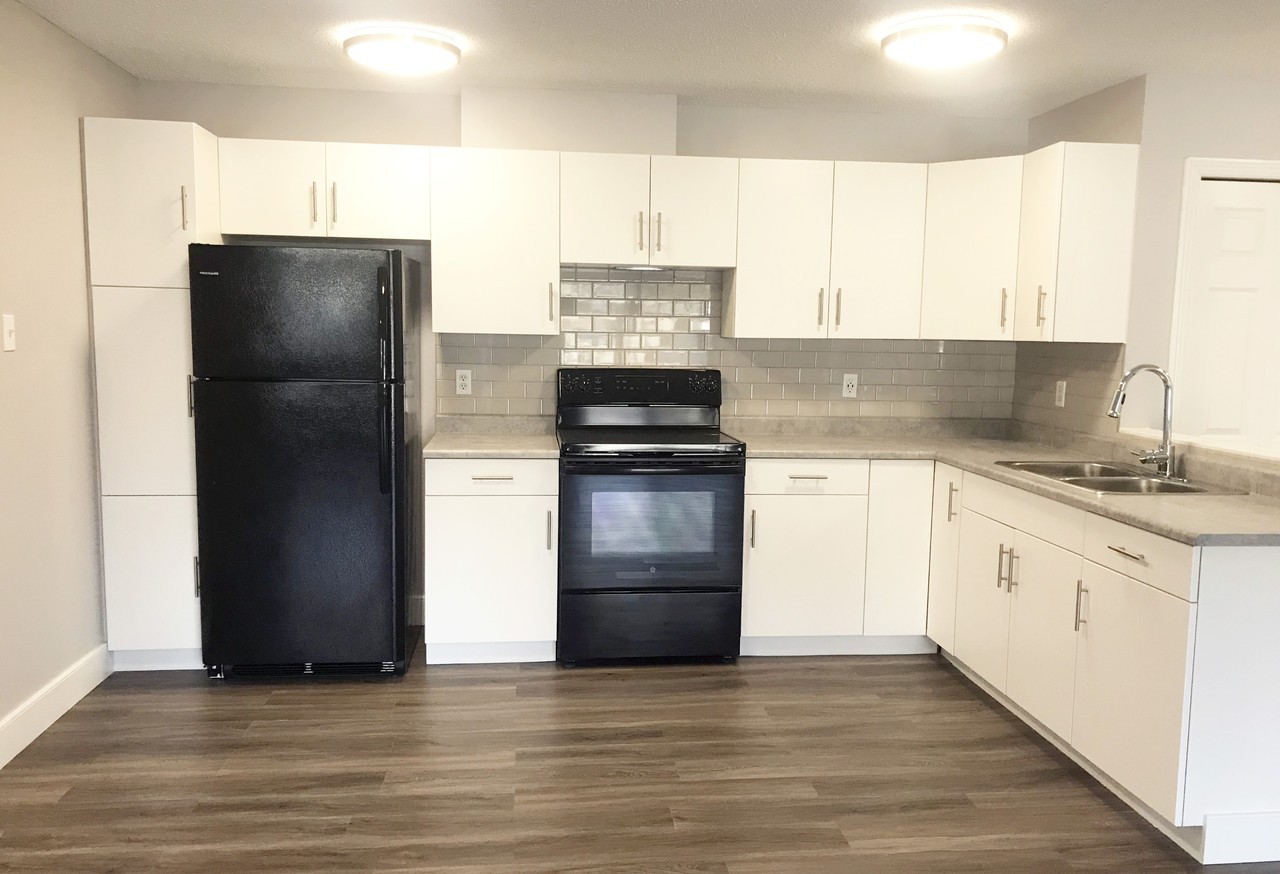 Hillview Estates - Photo 7 of 15