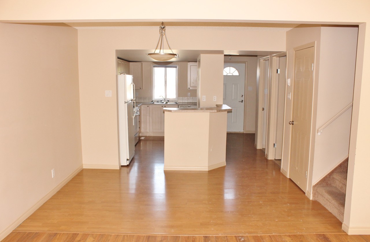 Lakeside Court - Photo 3 of 6