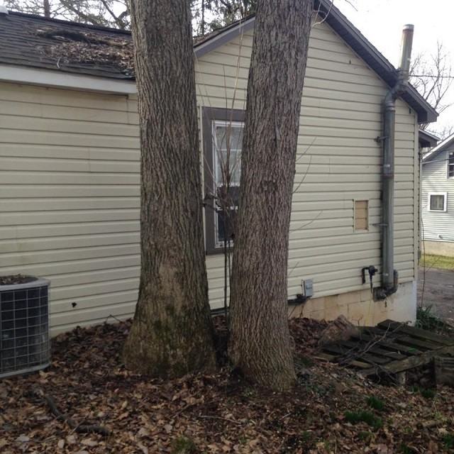 931 Morgan Rd - Photo 2 of 6