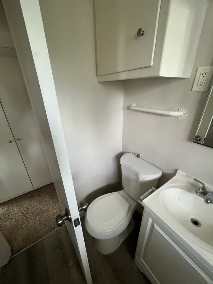 1016 Castillo St #7 - Photo 6 of 15