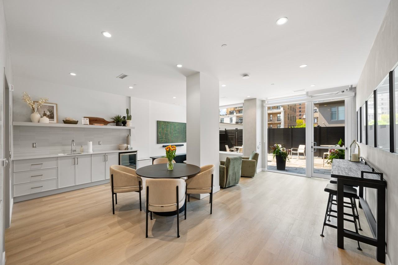 Westmount - Photo 2 of 50