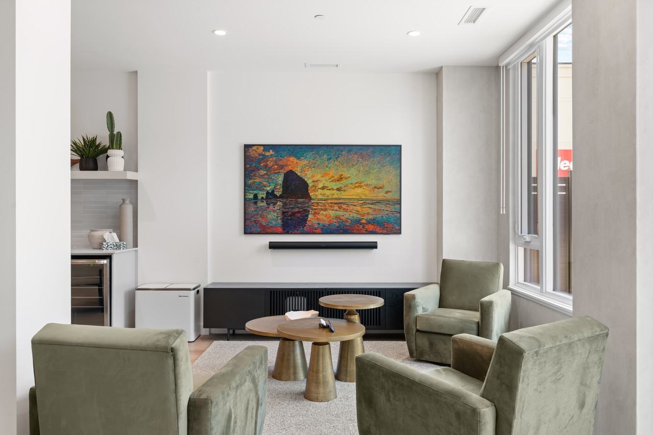 Westmount - Photo 5 of 50
