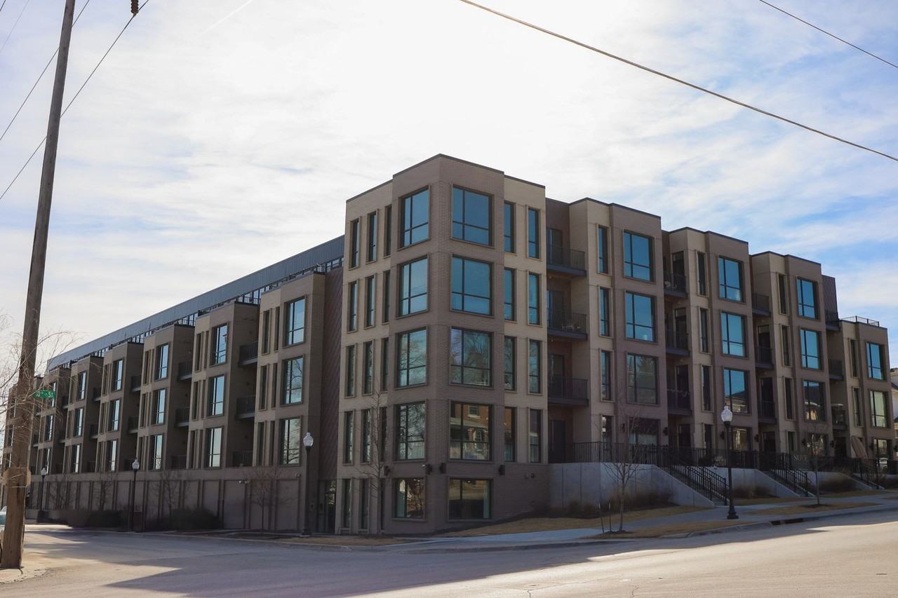 Nove Lofts - Photo 6 of 41