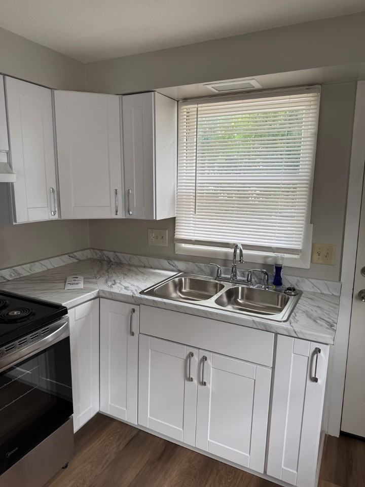 15 N Barker St - Photo 3 of 10