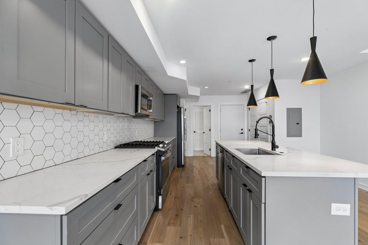 1249 N 2nd St - Photo 6 of 20