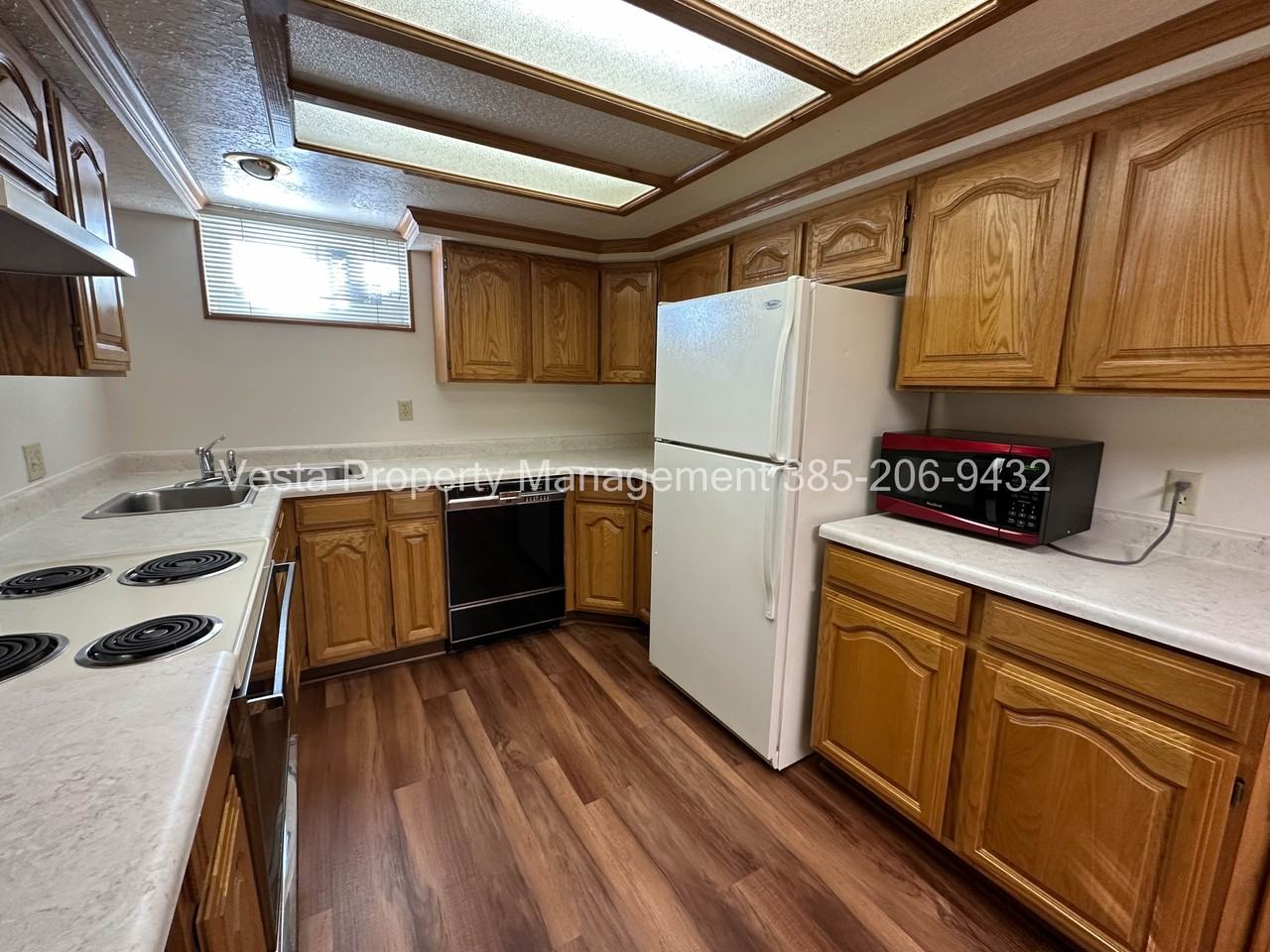 33 N Terrace Dr #B - Photo 3 of 9