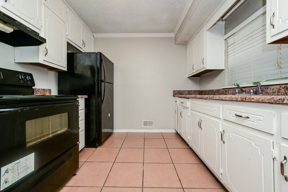 3201 Chippewa Dr - Photo 6 of 16