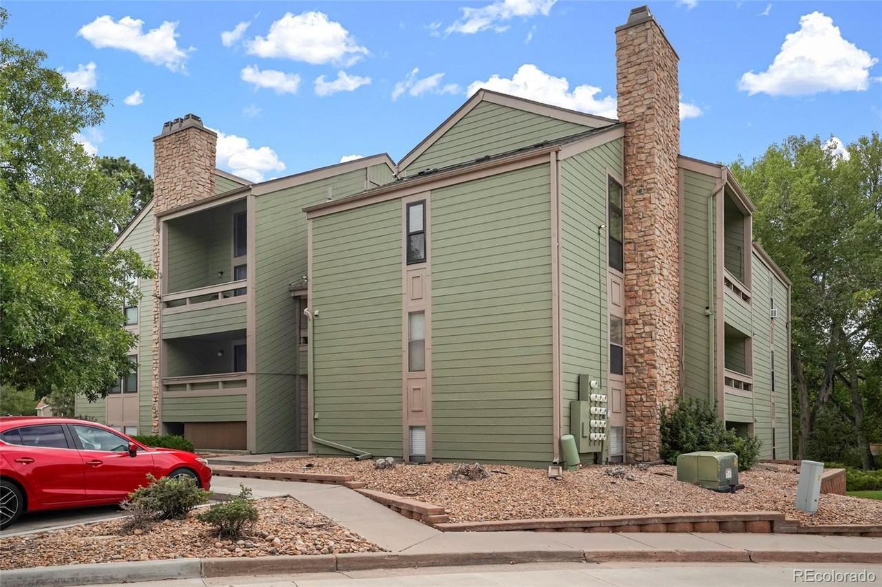 14120 E Temple Dr - Photo 4 of 20