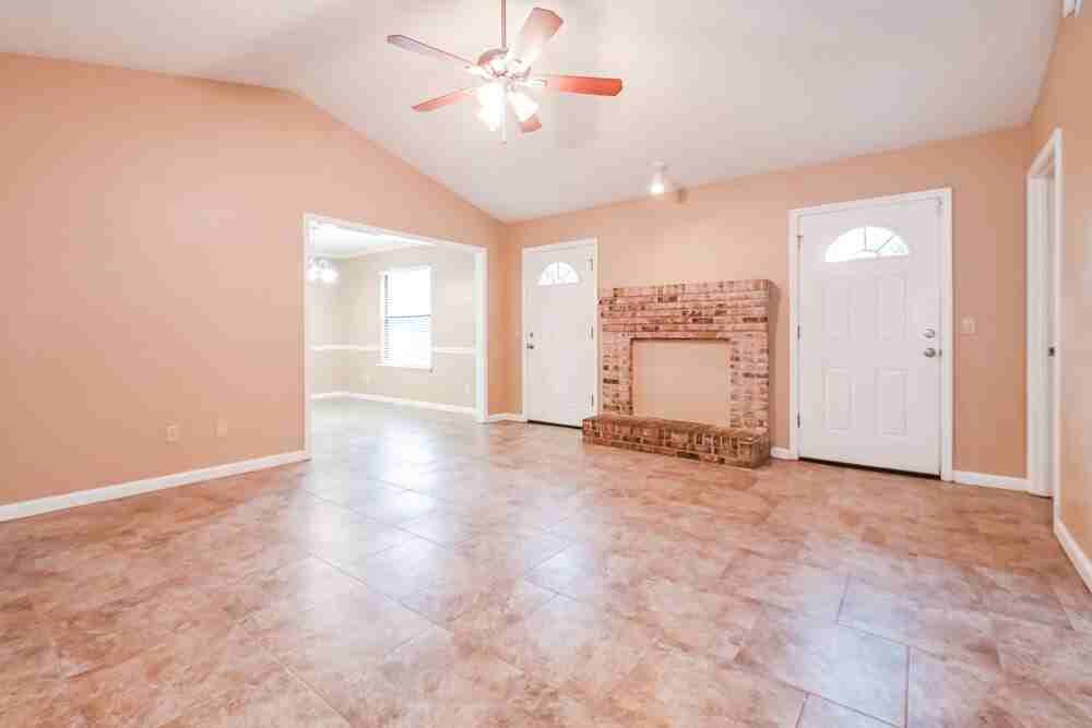 1364 Trotters Walk Way - Photo 7 of 25