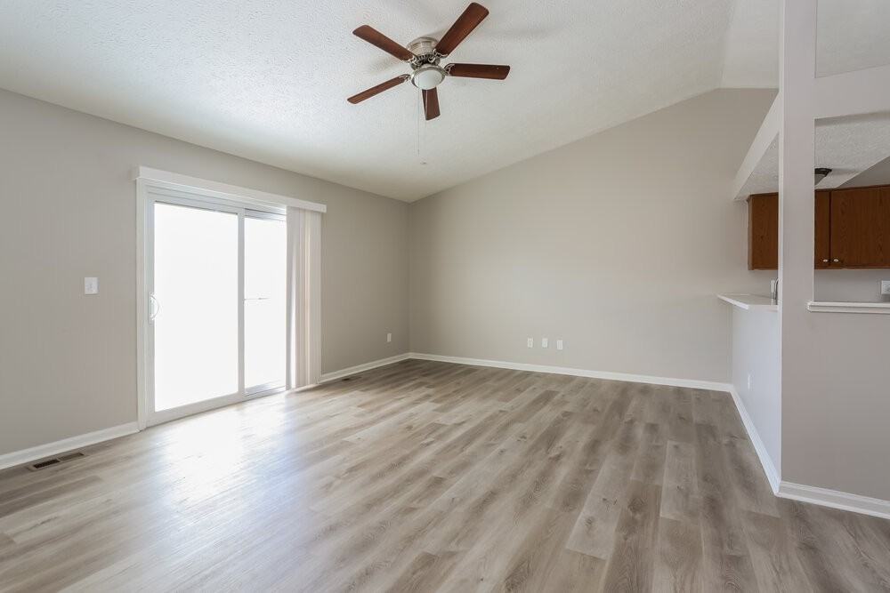 861 Hurlock Ln - Photo 6 of 17