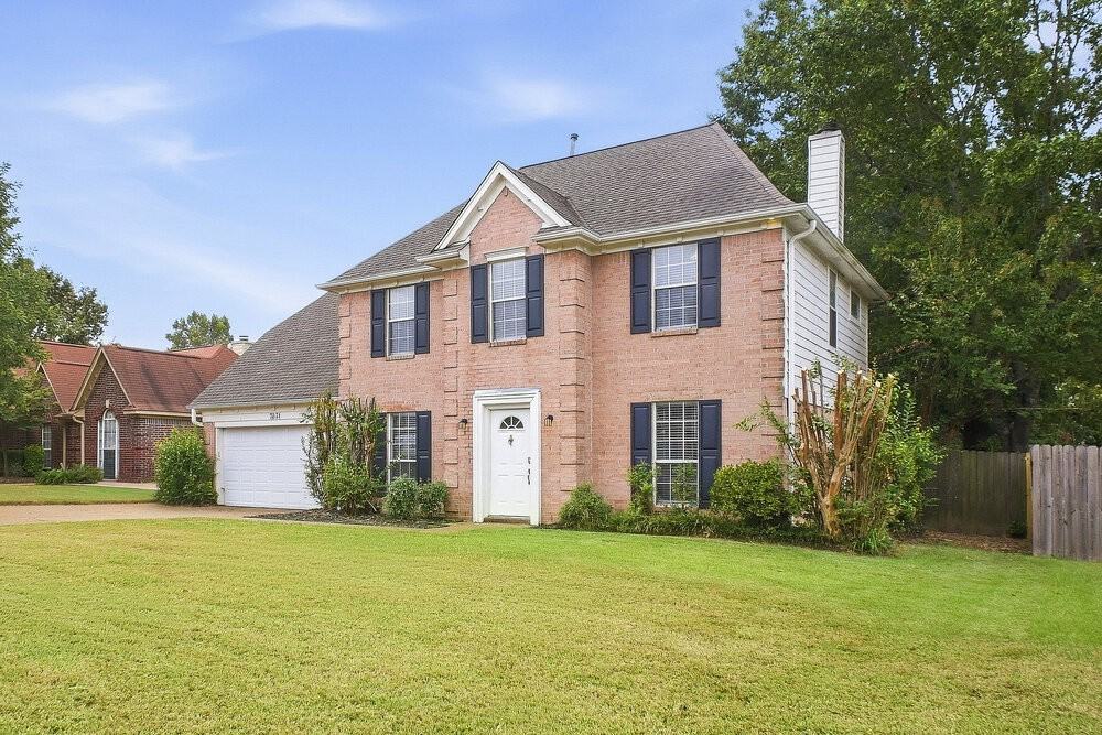 7231 Hunters Forest Dr - Photo 2 of 17