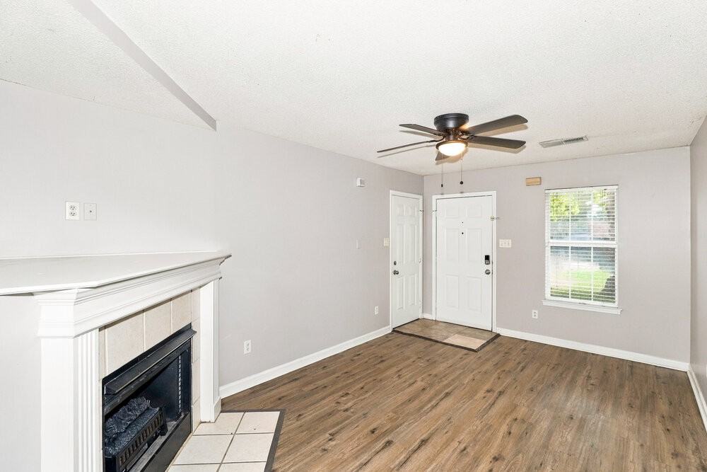 7274 Calebs Ln - Photo 6 of 17
