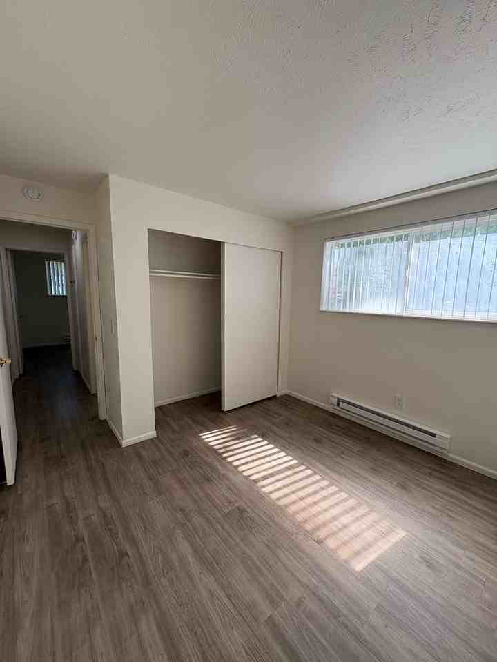 Cedar Cliff Apartments - Photo 6 of 10