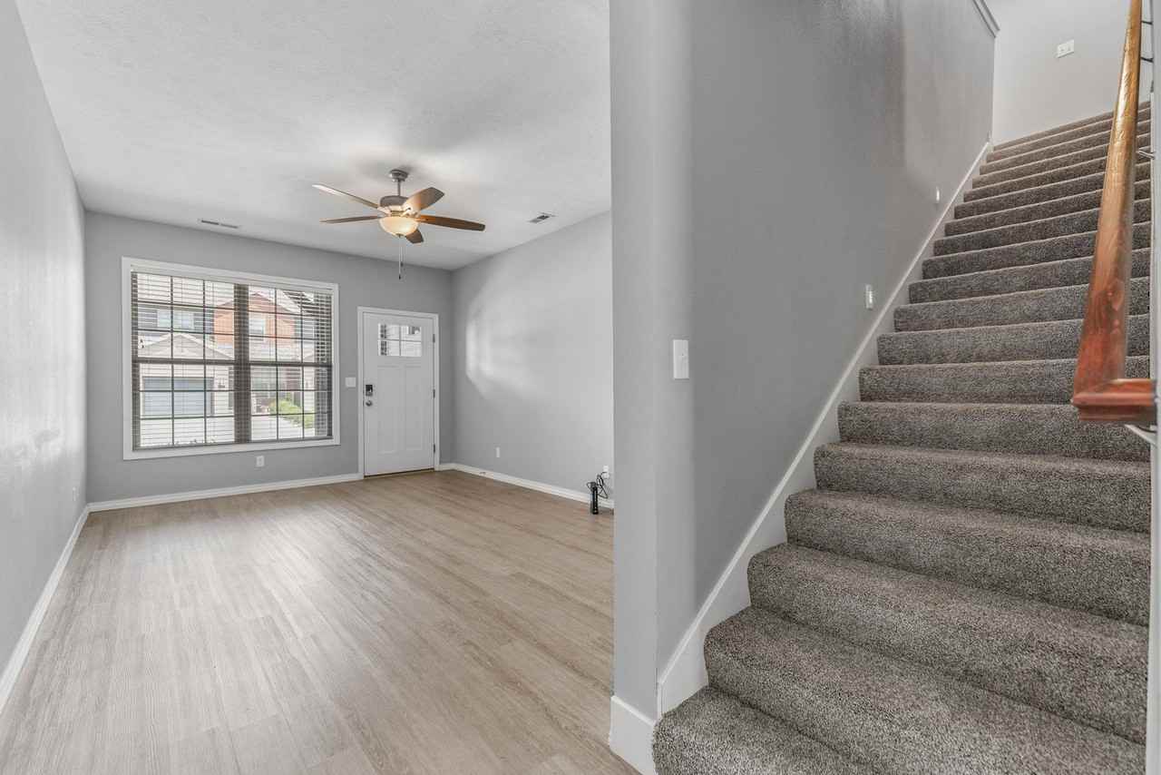 3093 W Cardinal St - Photo 3 of 21