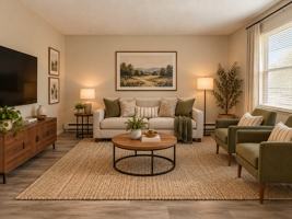 featured image of 2310 N Oakwood Ave