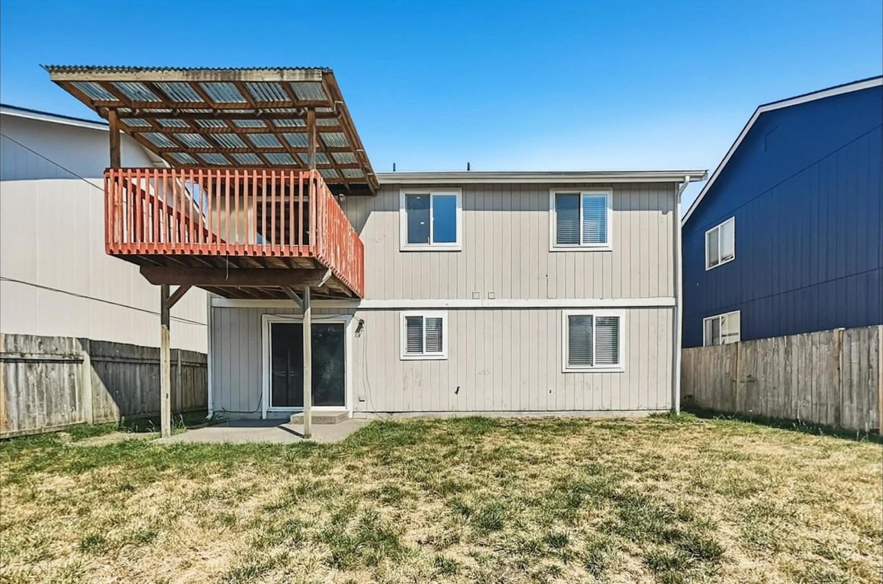 22402 44th Avenue Court East #1E - Photo 4 of 5