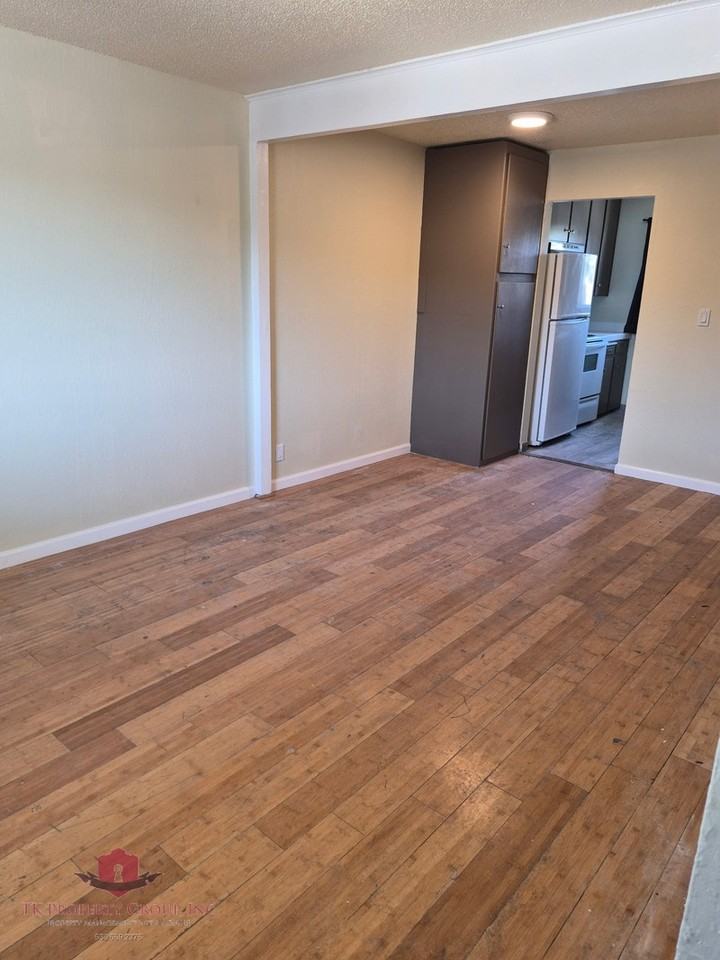 110 Dorsey Dr #24 - Photo 4 of 10