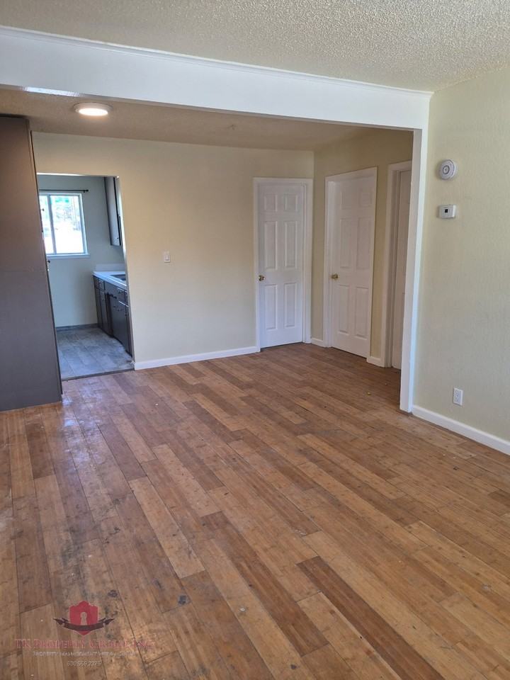 110 Dorsey Dr #24 - Photo 5 of 10