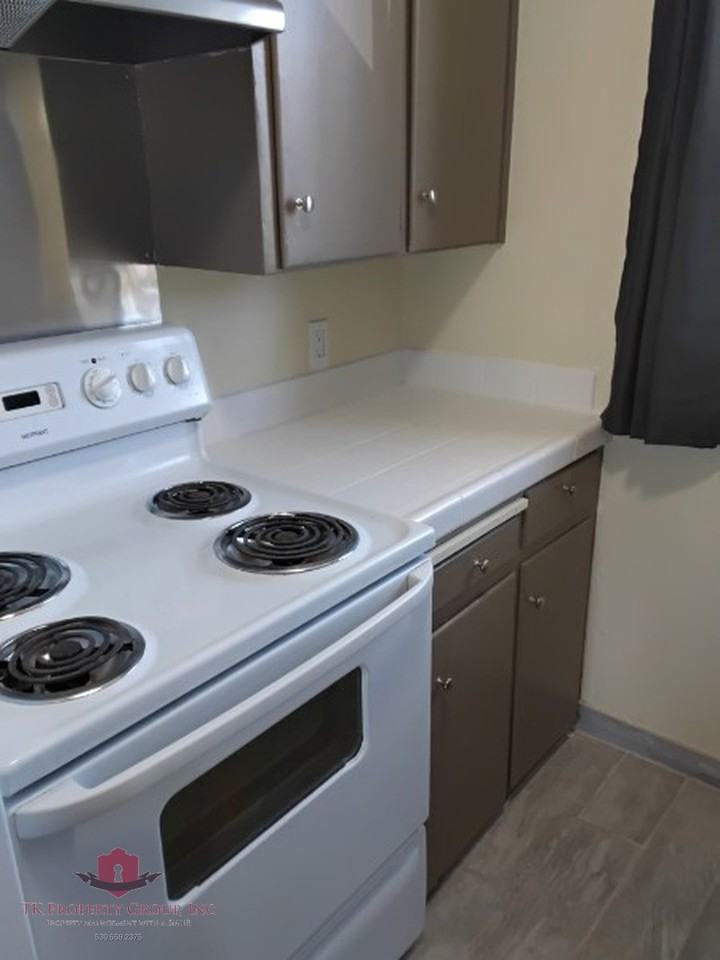 110 Dorsey Dr #24 - Photo 7 of 10
