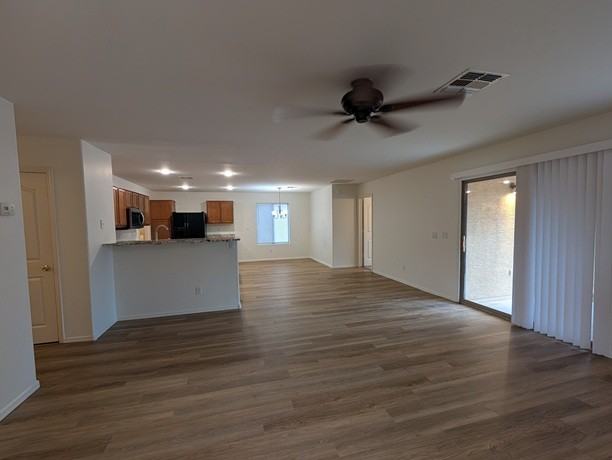 42384 W Bunker Dr #1 - Photo 4 of 20