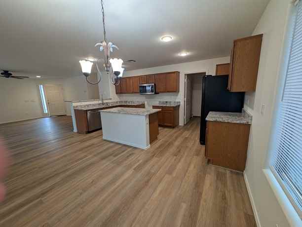 42384 W Bunker Dr #1 - Photo 6 of 20