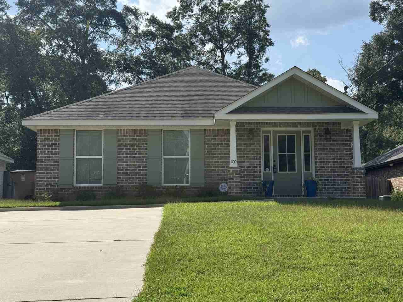 1102 Pinemont Dr #1 - Photo 2 of 2