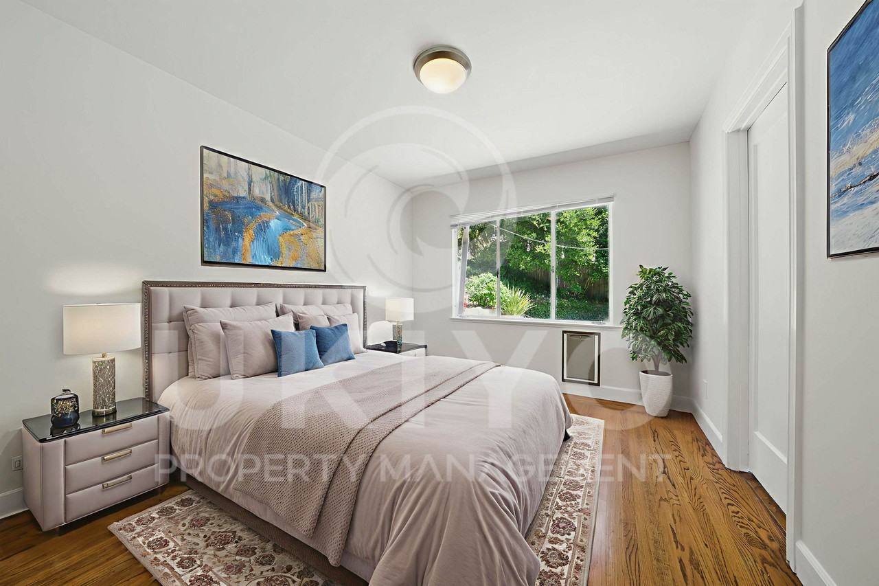 1959 Cortereal Ave #1 - Photo 4 of 50