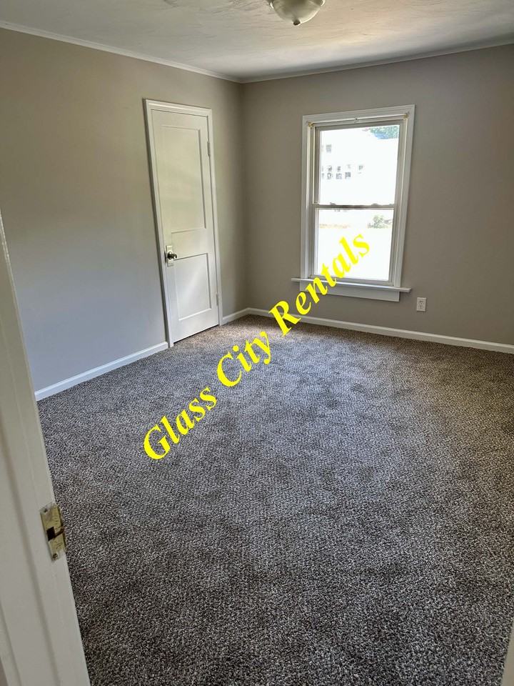 4351 Willys Pkwy #1 - Photo 6 of 12