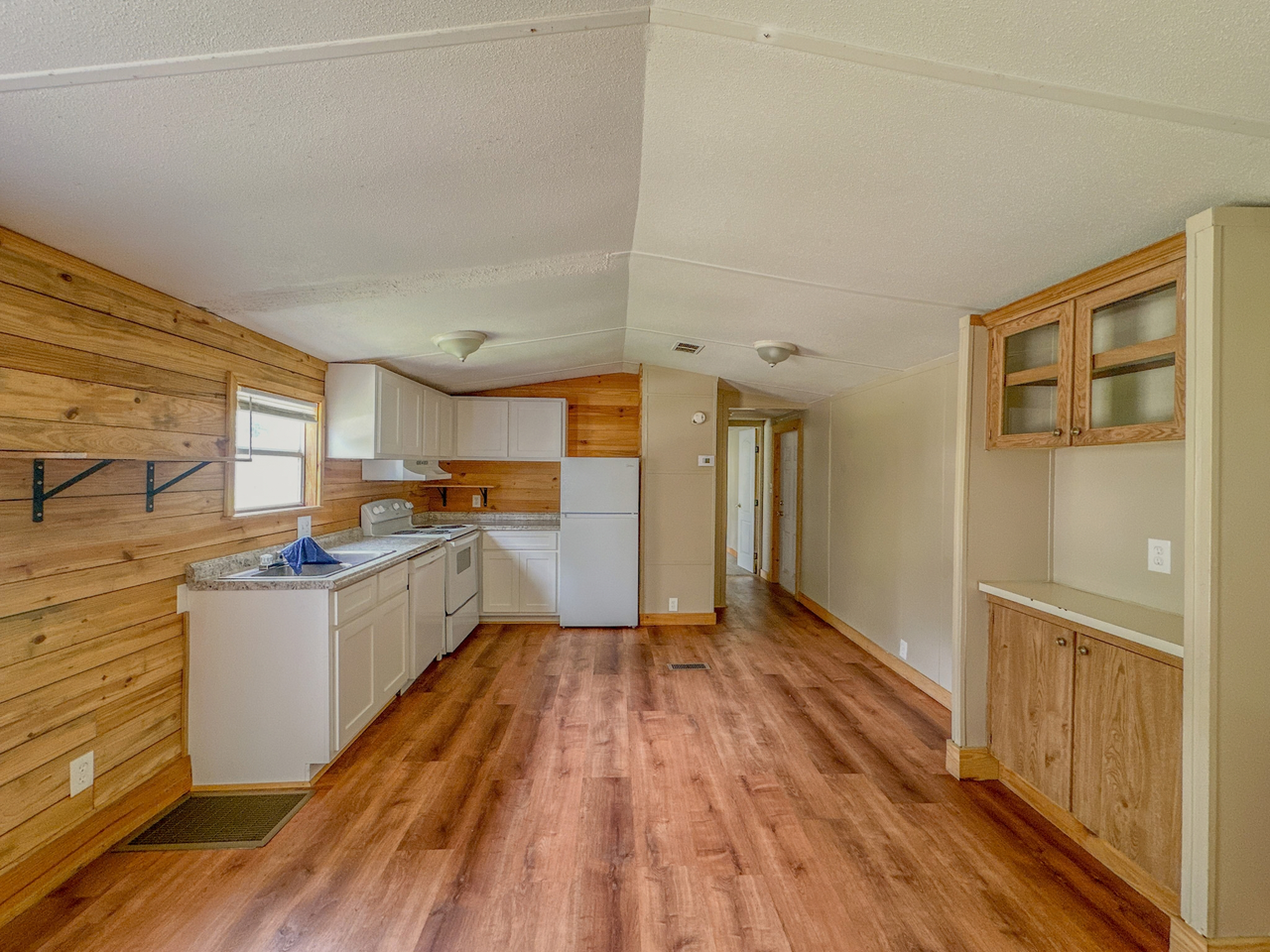 24 Wrights Ln #1 - Photo 4 of 20