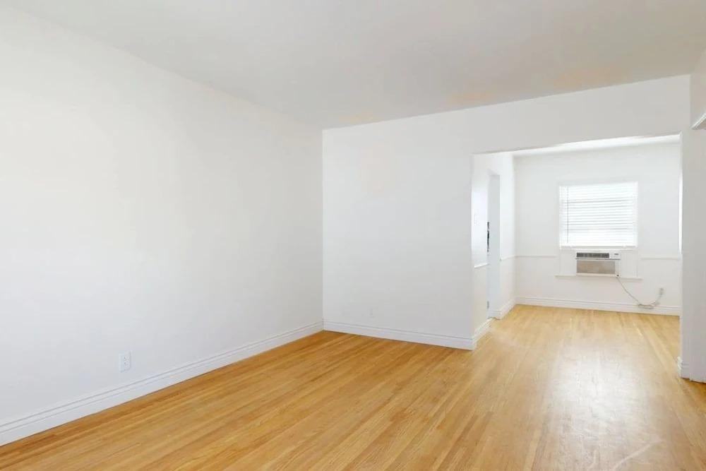 1435 Stanley Ave - Photo 4 of 50
