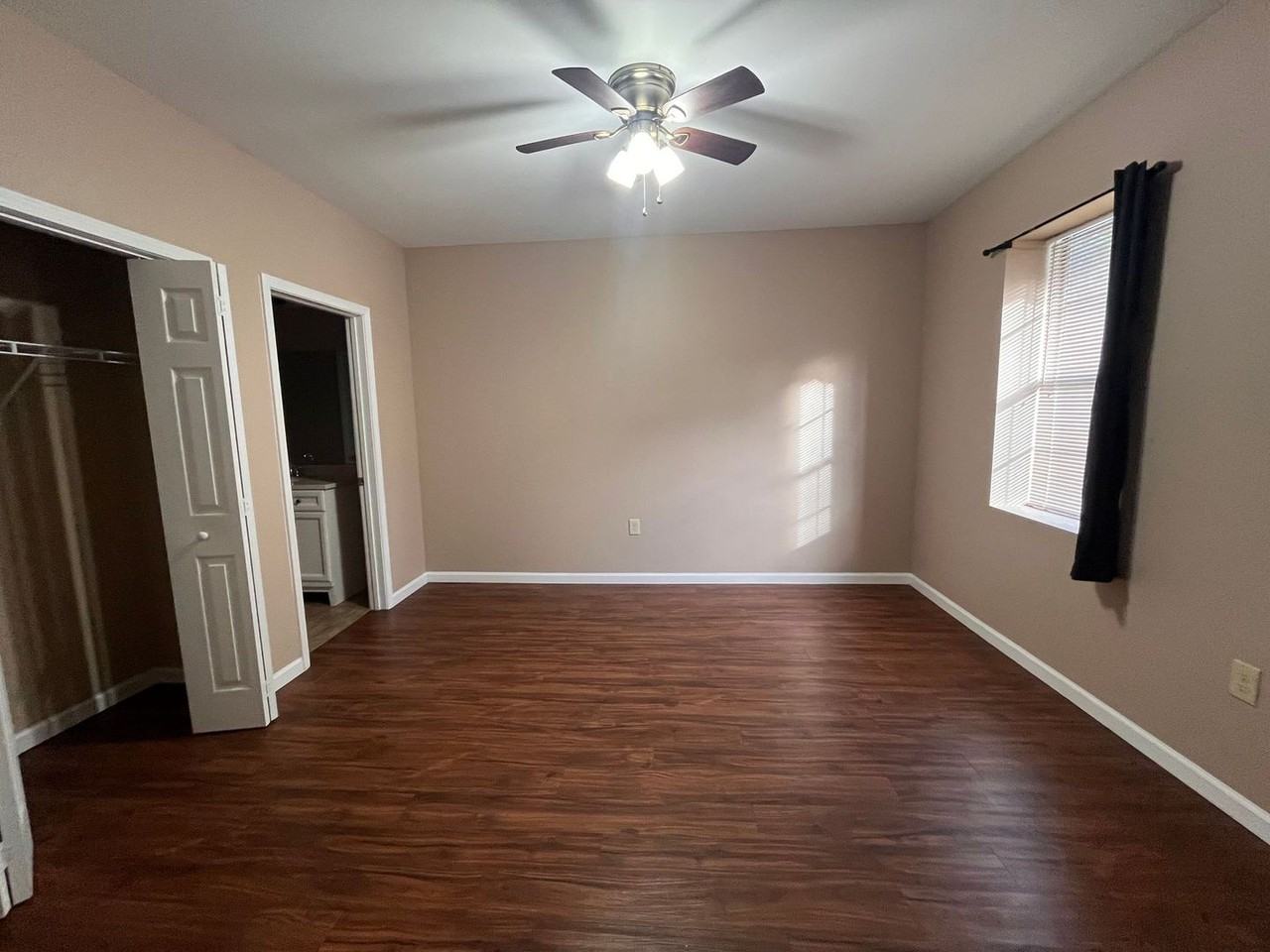 1810 Bishop Avenue - Photo 5 of 22