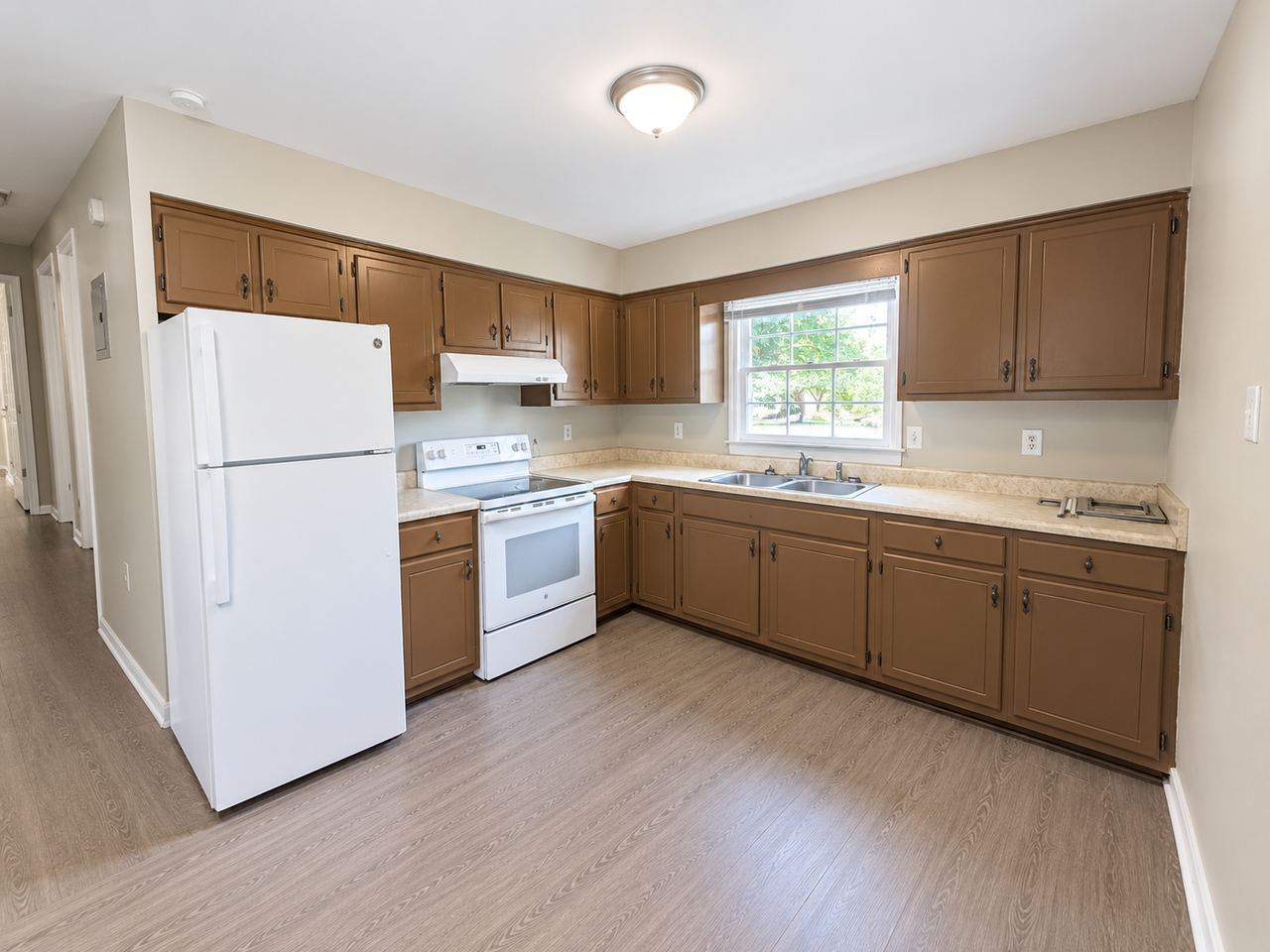 816 Cotton Pl #1 - Photo 2 of 10