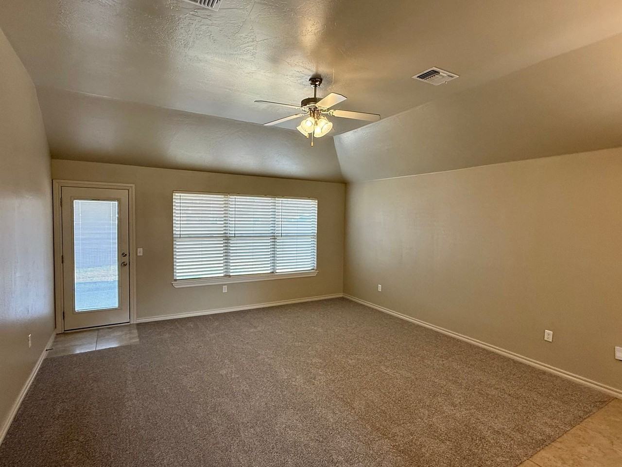 2425 Nw 194th Ter - Photo 2 of 20