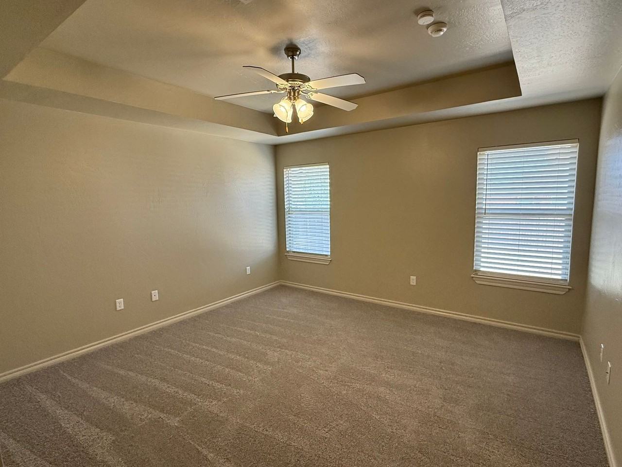 2425 Nw 194th Ter - Photo 6 of 20