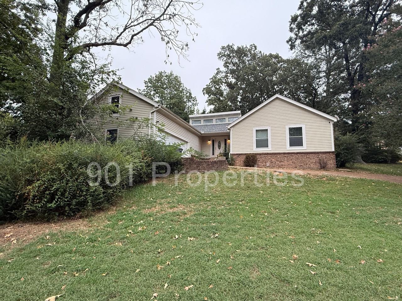 2258 Tidmington Dr #1 - Photo 2 of 35