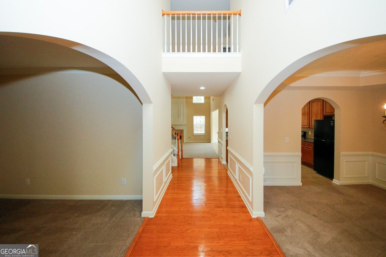 587 Creek Valley Ct #1 - Photo 3 of 11