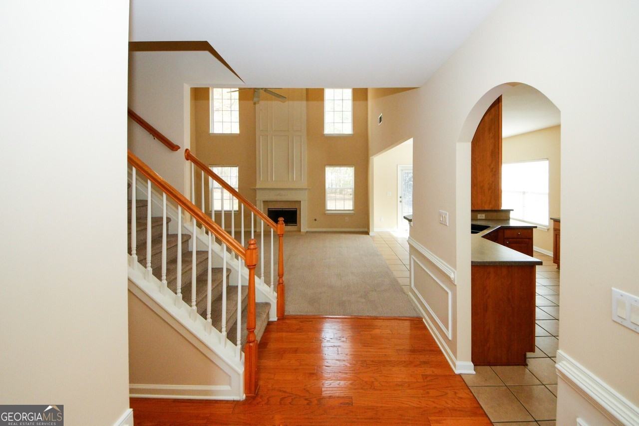 587 Creek Valley Ct #1 - Photo 5 of 11