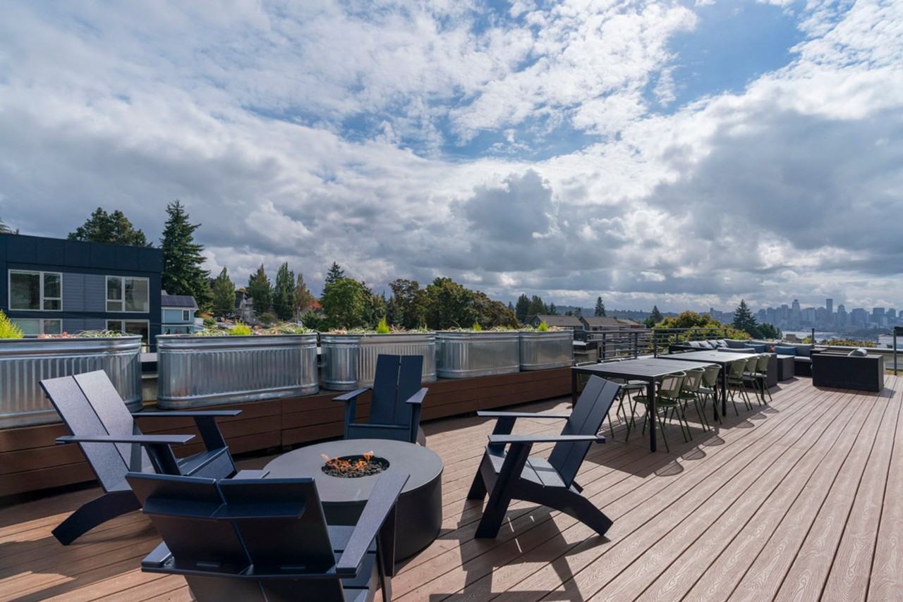 Wally Apartments in Wallingford - Photo 5 of 50