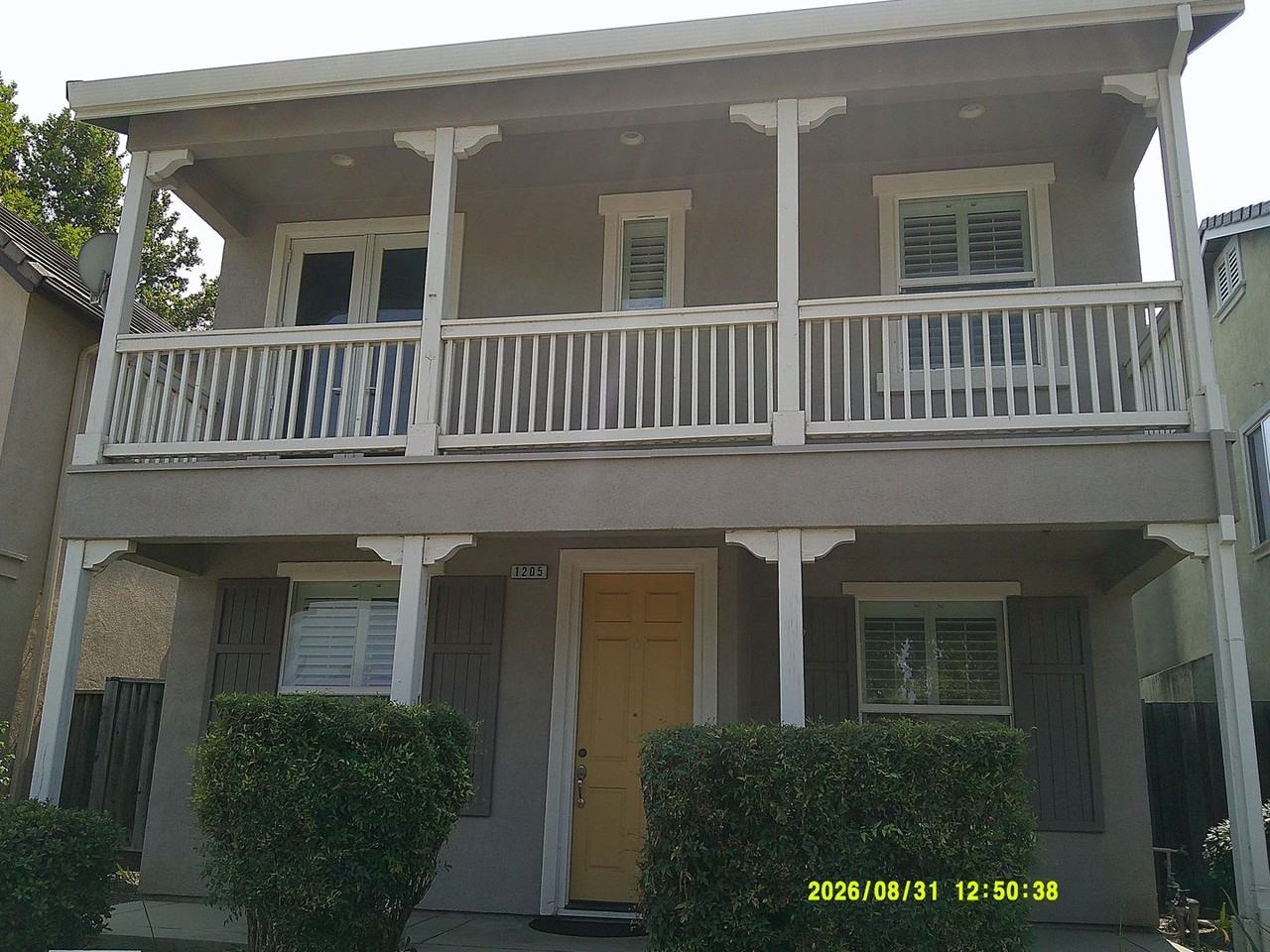 1205 Valley Glen Dr - Photo 2 of 33