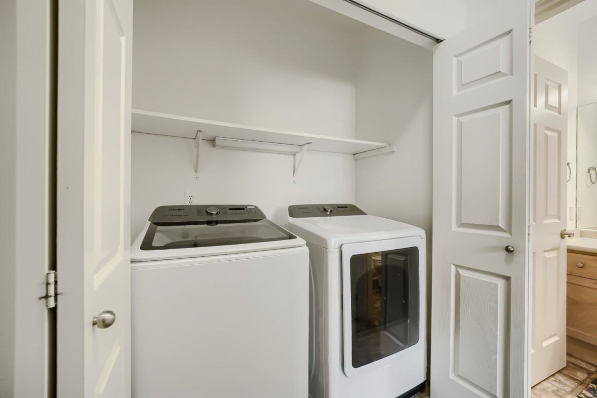 25025 Southeast Klahanie Boulevard #B202 - Photo 5 of 10